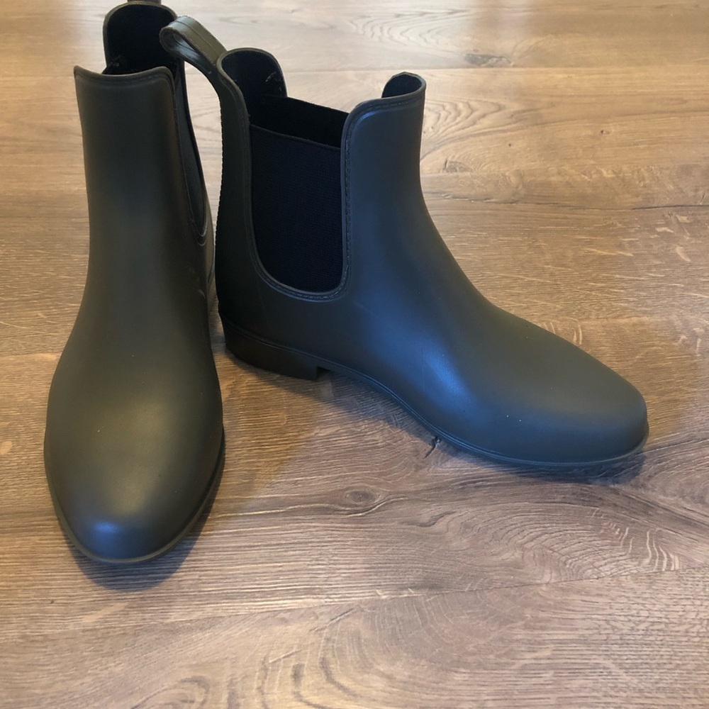 Women’s Chelsea Rainboots - A New Day Size 8